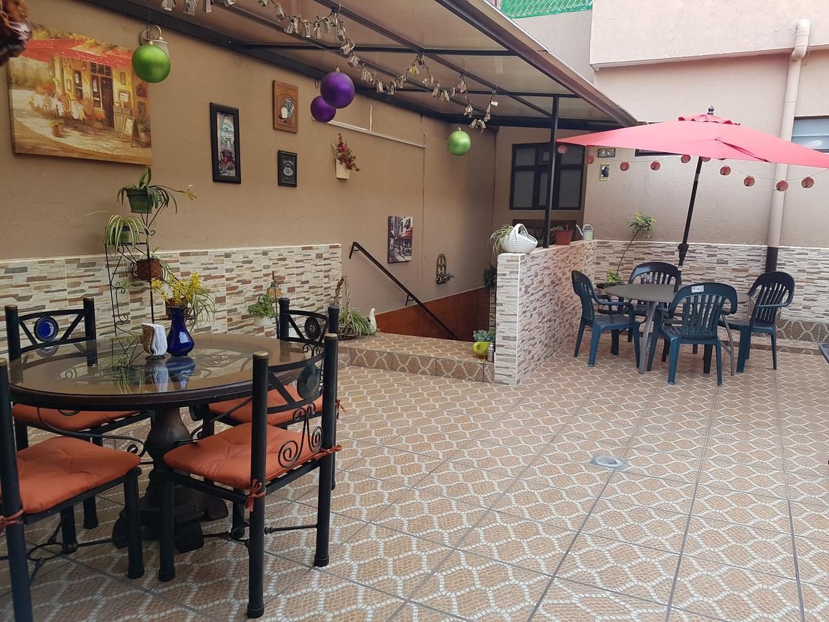 Hotel Nuevo Cupatitzio Uruapan  Екстериор снимка